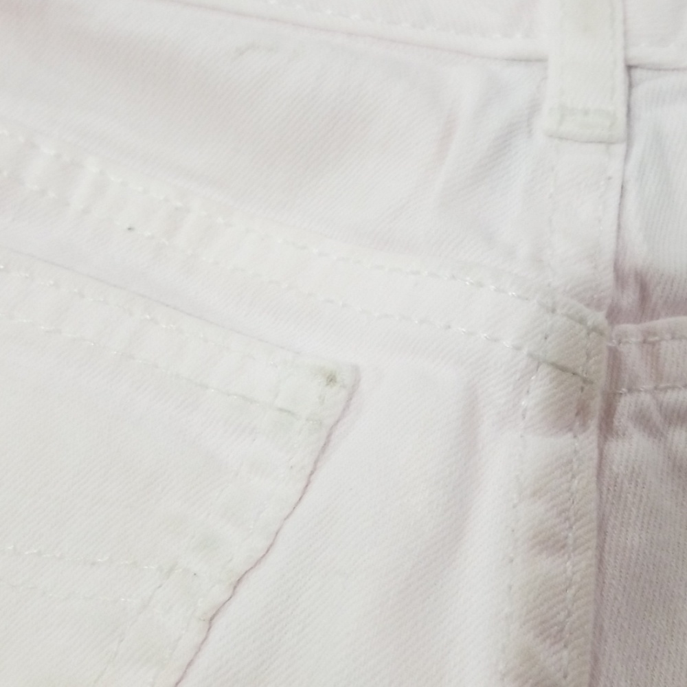 Shorts - Picture 7 of 8
